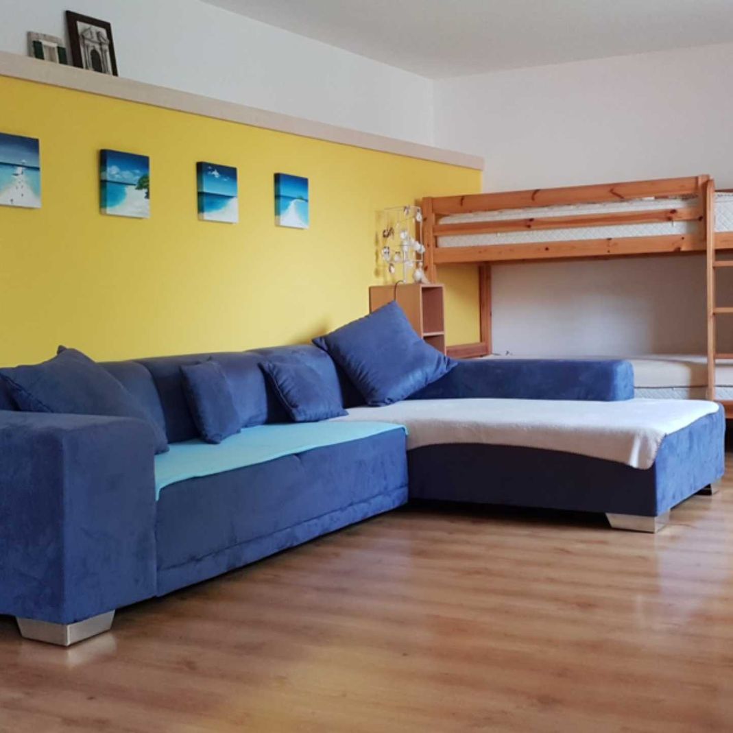 Old green house apartment / Krka waterfalls