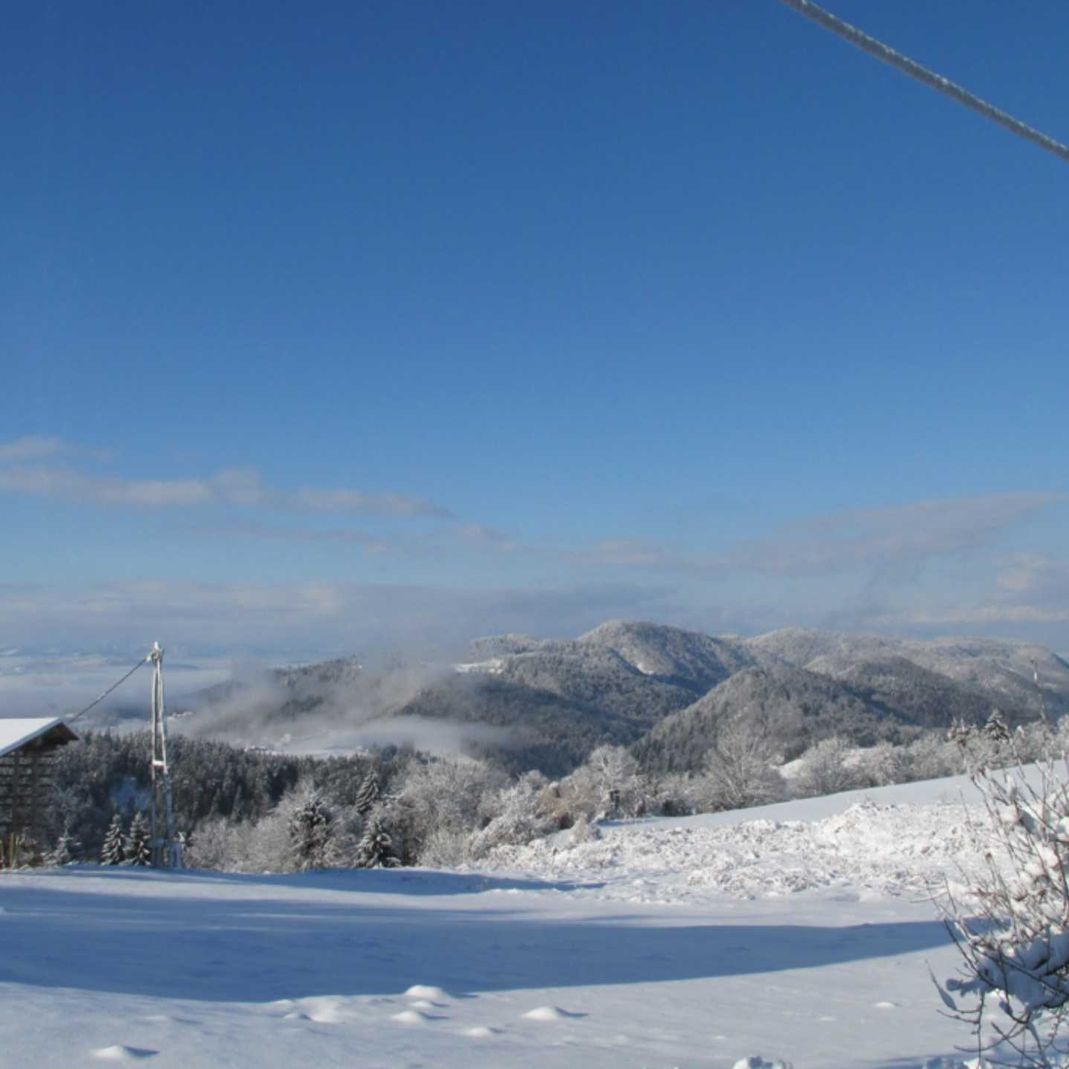 BLUE ROOM on 800m high WITH AMAZING VIEW