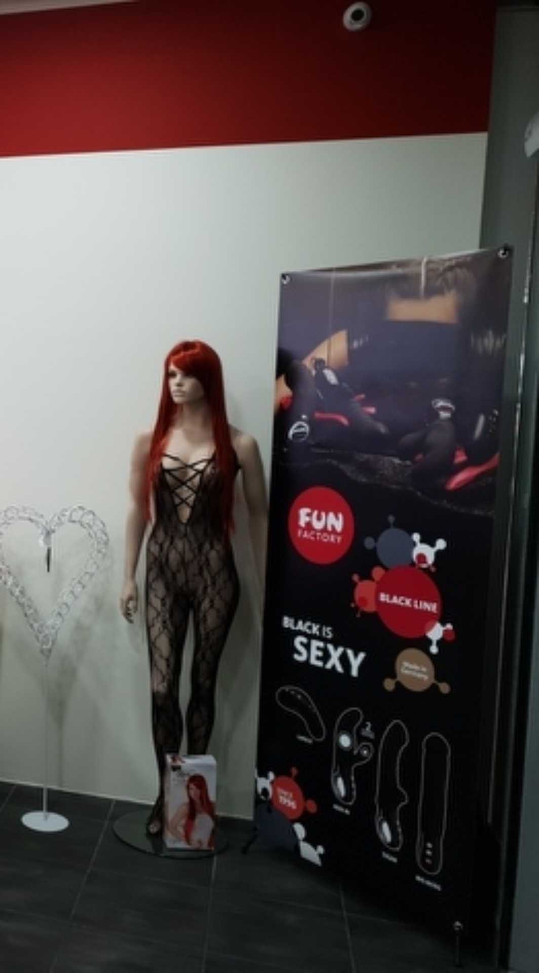 seksi lutka, sex shop, erotična trgovina, erotične lutke